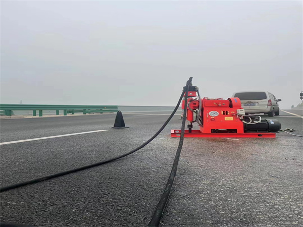 新会马路路基路面开裂下沉注浆加固灌浆